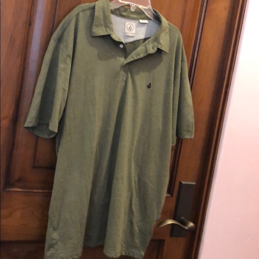 Olive green Volcom shirt @fancybygabi